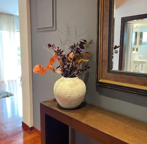 The One * Thessalonique